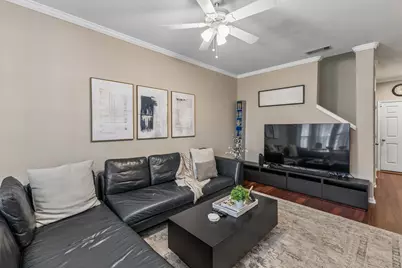 262 Legends Drive, Lewisville, TX 75057 - Photo 5