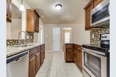 7701 Salzburg Drive, Rowlett, TX 75089 - Photo 5