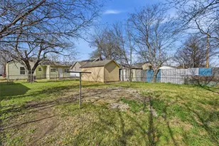 1227 La Vega St, Waco, TX 76705 - Photo 15