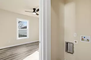 1227 La Vega St, Waco, TX 76705 - Photo 9