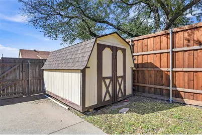 1017 Lesa Lane, Garland, TX 75042 - Photo 25