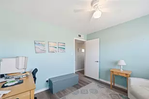 1017 Lesa Ln, Garland, TX 75042 - Photo 11