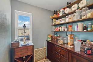 913 Ashland Ct, Mansfield, TX 76063 - Photo 3