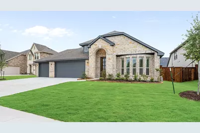 2203 Redding Drive, Mansfield, TX 76084 - Photo 3