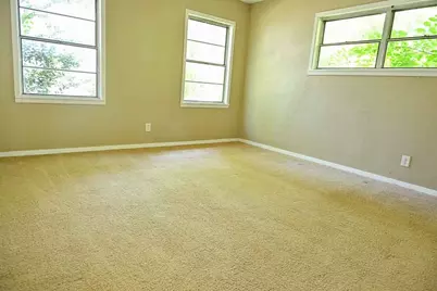 1840 Junius Street, Fort Worth, TX 76103 - Photo 7