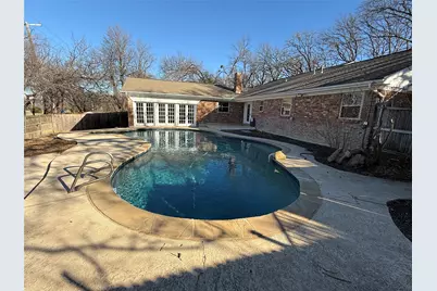 21 Devonshire Drive, Bedford, TX 76021 - Photo 3
