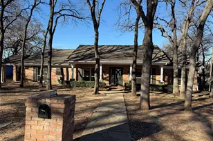 21 Devonshire Dr, Bedford, TX 76021 - Photo 1