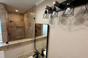 21 Devonshire Dr, Bedford, TX 76021 - Photo 15