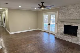 21 Devonshire Dr, Bedford, TX 76021 - Photo 9