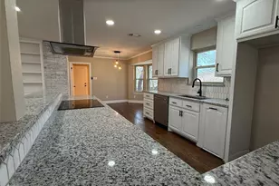 21 Devonshire Dr, Bedford, TX 76021 - Photo 5