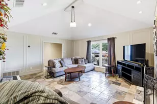 306 Pepperwood St, Coppell, TX 75019 - Photo 3