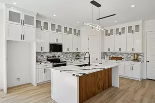 918 N Tatum Ave, Dallas, TX 75211 - Photo 7