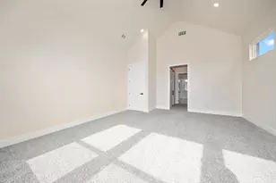 19071 White Bluff Dr, Whitney, TX 76692 - Photo 17