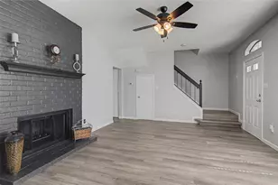 718 Argone Ct, Euless, TX 76039 - Photo 9