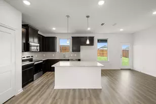 123 Toftrees Dr, Cleburne, TX 76031 - Photo 9