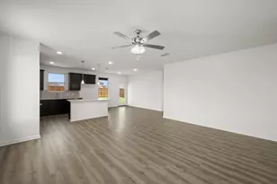 123 Toftrees Dr, Cleburne, TX 76031 - Photo 7