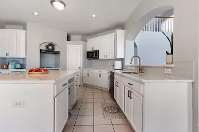 10005 Fairway Vista Drive, Rowlett, TX 75089 - Photo 5