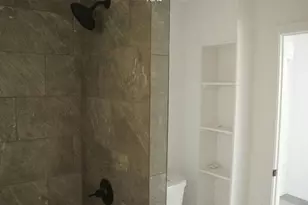 823 Blackfoot Ct, Granbury, TX 76048 - Photo 3