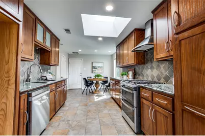 3228 Regent Drive, Dallas, TX 75229 - Photo 9