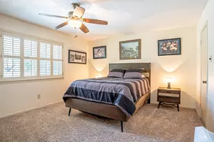 2410 S Graham Dr, Arlington, TX 76013 - Photo 29