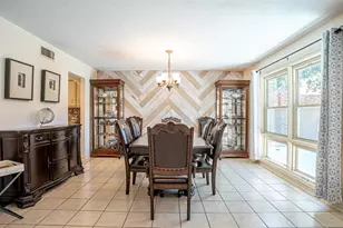 2410 S Graham Dr, Arlington, TX 76013 - Photo 9