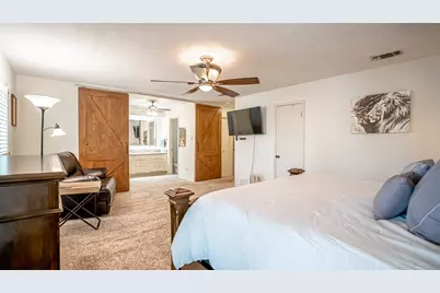 2410 S Graham Drive, Arlington, TX 76013 - Photo 23