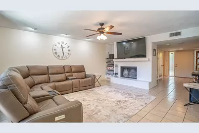 2410 S Graham Drive, Arlington, TX 76013 - Photo 7