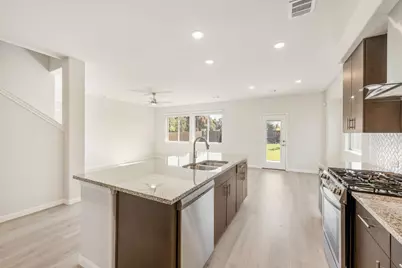 2814 Ocean Drive, Lancaster, TX 75146 - Photo 13