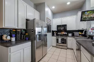 1204 Hayden Ln, Savannah, TX 76227 - Photo 3