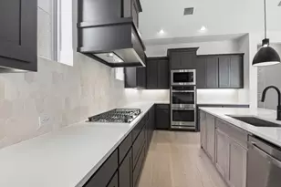6909 Lanner Ln, Fort Worth, TX 76179 - Photo 9