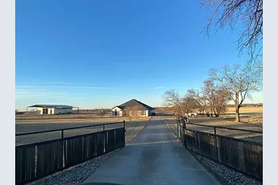 4600 Lone Star Road, Poolville, TX 76487 - Photo 3