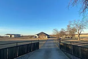 4600 Lone Star Rd, Poolville, TX 76487 - Photo 3