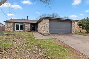 7573 Big Leaf Ln, Fort Worth, TX 76137 - Photo 3