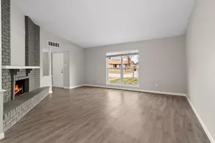 7573 Big Leaf Ln, Fort Worth, TX 76137 - Photo 13