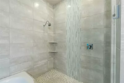 1008 Peacock, Carrollton, TX 75007 - Photo 23