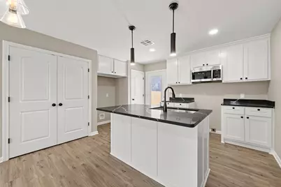 940 Holt Avenue, Waco, TX 76706 - Photo 5