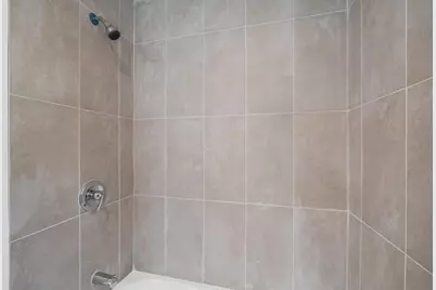 812 E Robert Street, Fort Worth, TX 76104 - Photo 17