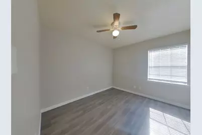 7808 Portman Avenue, Fort Worth, TX 76112 - Photo 13