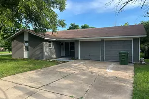 2806 Sharon Dr, Mineral Wells, TX 76067 - Photo 13