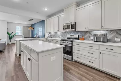 682 Claire Lane, Lewisville, TX 75067 - Photo 11