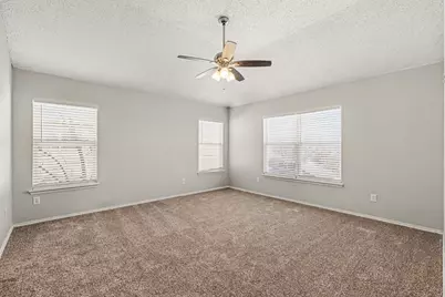 7505 Cresswell Drive, Arlington, TX 76001 - Photo 13