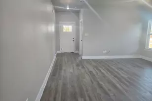 1342 Wyatt St, Waxahachie, TX 75165 - Photo 3