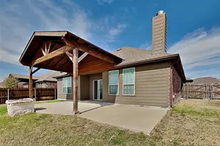 215 Saddlebrook Ln, Waxahachie, TX 75165 - Photo 15