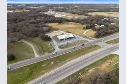 1303 Northwest Parkway, Azle, TX 76020 - Photo 9