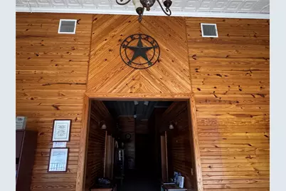 125 W Broadway Street, Clarksville, TX 75426 - Photo 3