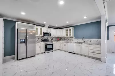 2403 Vassar Court, Arlington, TX 76015 - Photo 9