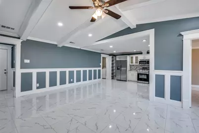 2403 Vassar Court, Arlington, TX 76015 - Photo 5