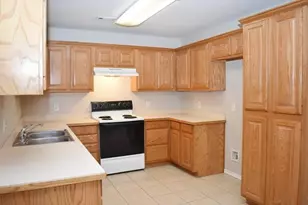 752 Stribling Cir, Azle, TX 76020 - Photo 5