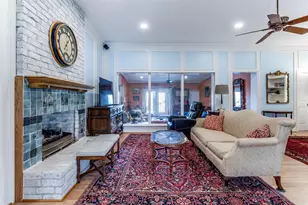 8721 Lacrosse Dr, Dallas, TX 75231 - Photo 9