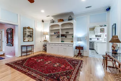 8721 Lacrosse Drive, Dallas, TX 75231 - Photo 13